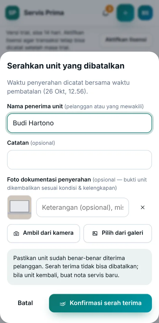 Serah terima dengan foto penyerahan (HP)